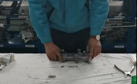 久富手扶机两侧插秧箱分解与组装